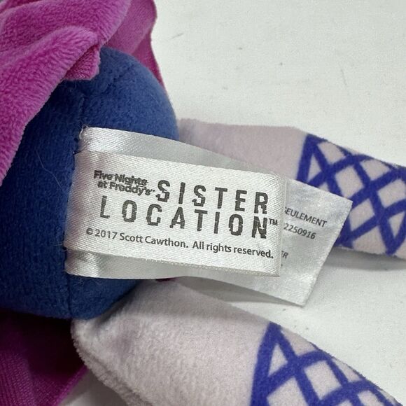 Five Nights at Freddy’s Bellies Ballerina & Funtime Freddy Plush 2017, 2018 - Picture 5 of 7